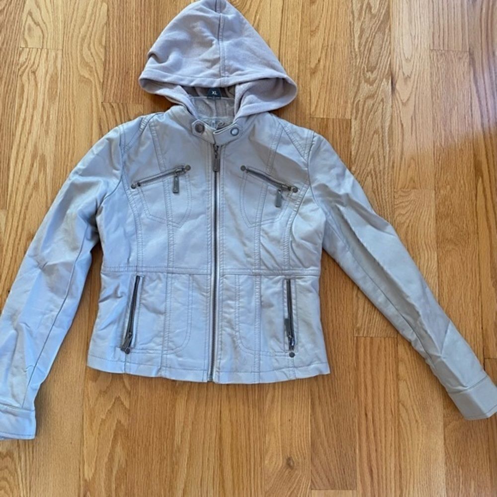 JOUJOU Jacket   - Picture 12 of 13
